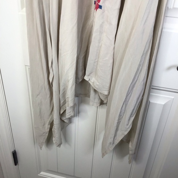 Johnny Was Biya 100% Silk Embroidered Tunic Size X-Small. - Picture 3 of 16